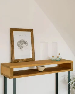 Clearance Hannun Console Niobe