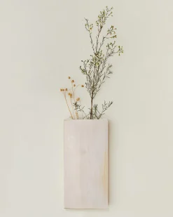 New Hannun Vase mural Koen