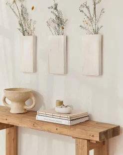New Hannun Vase mural Koen